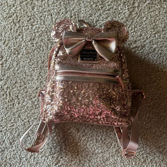 Rose gold sequin Minnie Mouse loungefly backpack - Picture 1 of 2